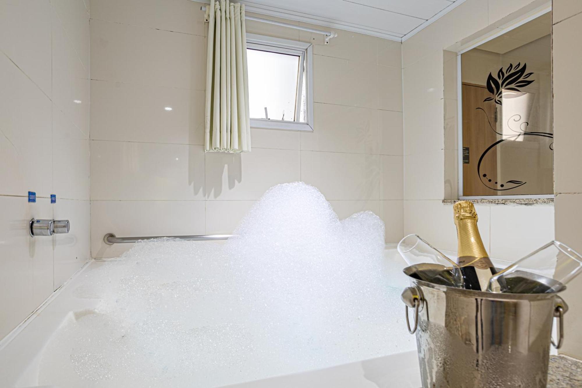 Hotel Coqueiros 6 Carapicuiba Екстер'єр фото