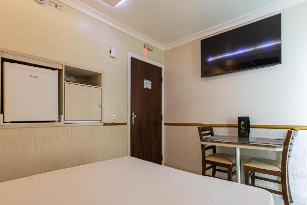 Hotel Coqueiros 6 Carapicuiba Екстер'єр фото